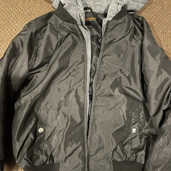 Jacket - Picture 4 of 5